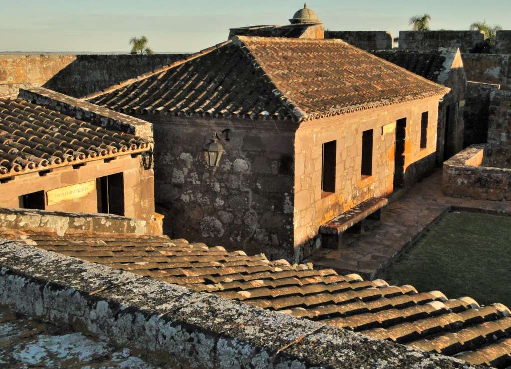 Fuerte San Miguel - Rocha